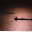 Иран прекратил поставки нефти в Испанию.